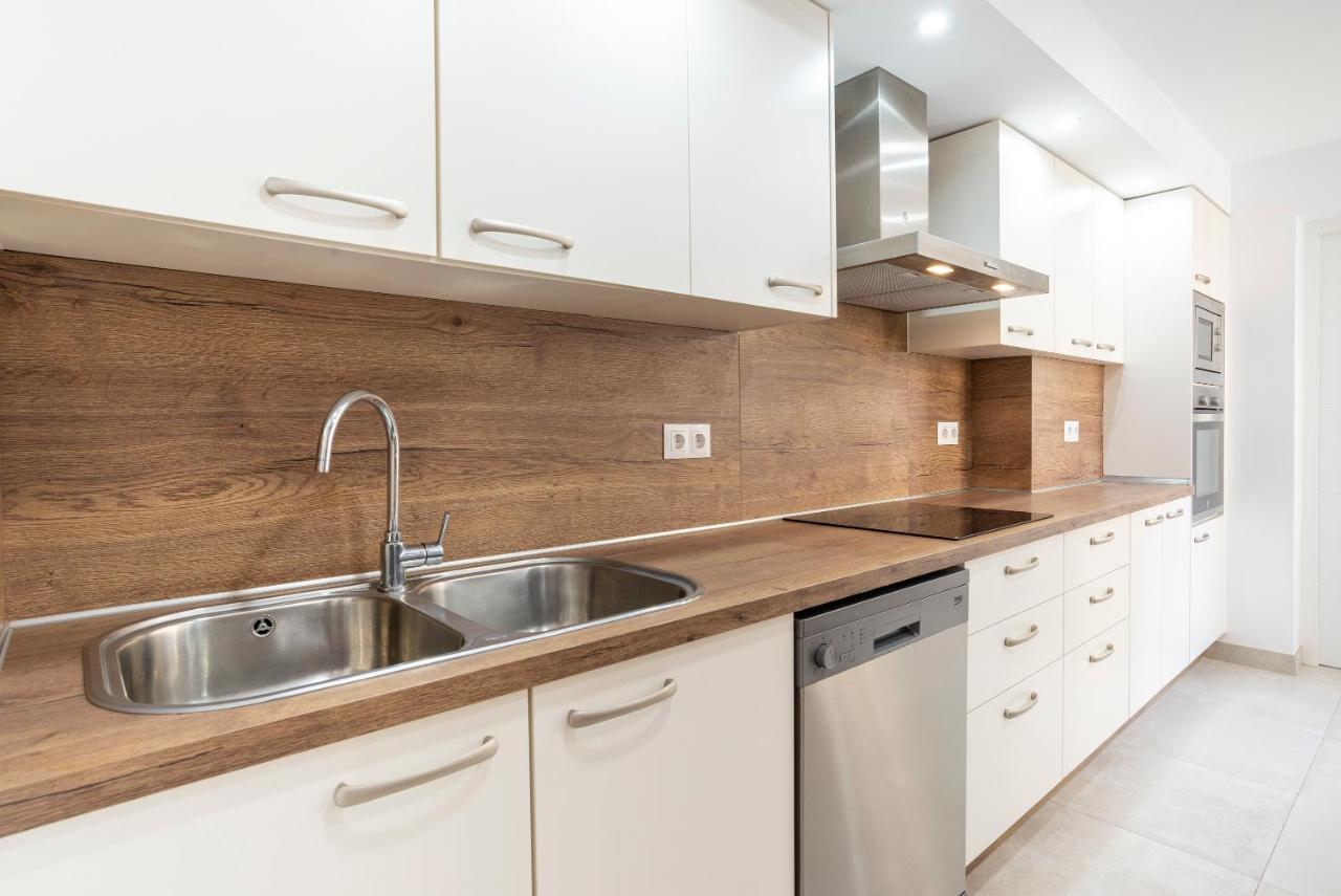 Lu&Cia Central Station 2 Parking Free Apartment Malaga Luaran gambar