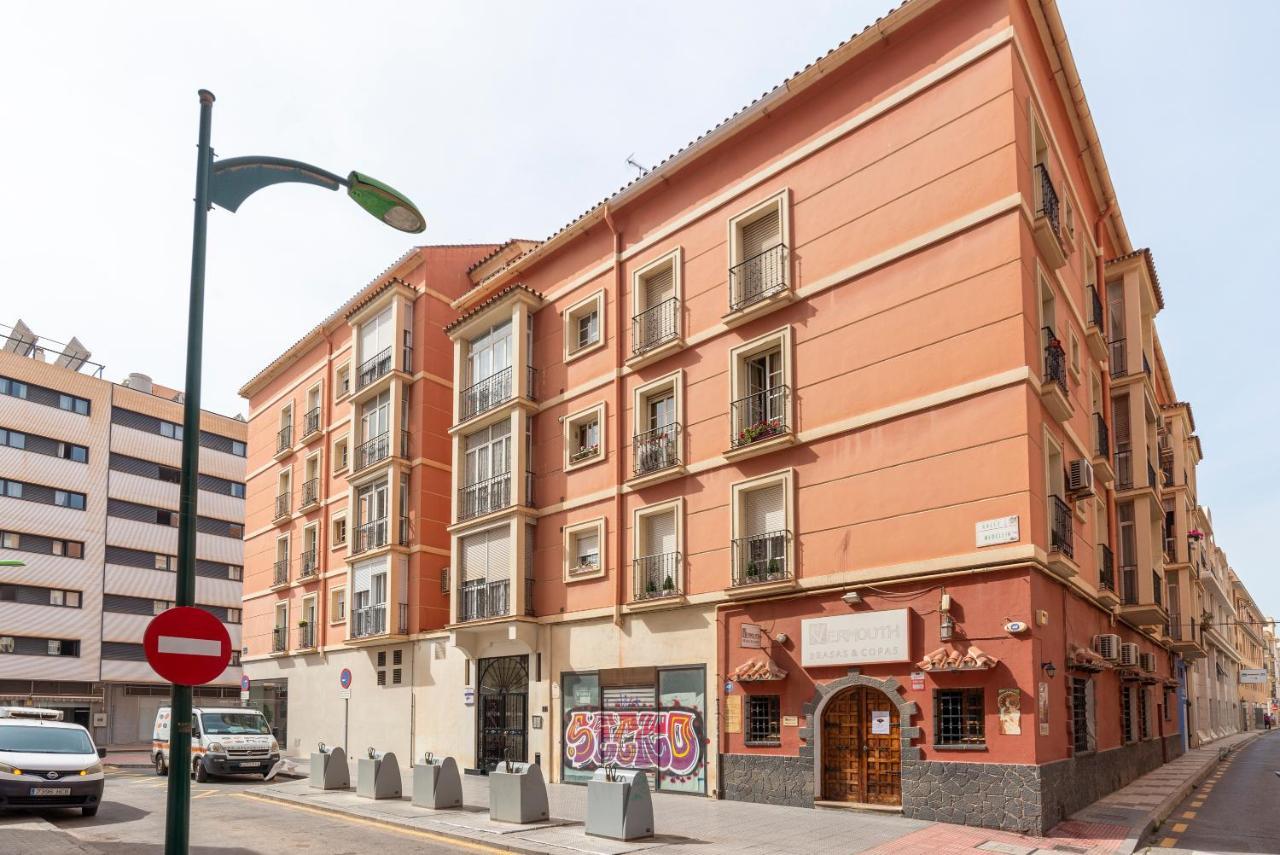 Lu&Cia Central Station 2 Parking Free Apartment Malaga Luaran gambar