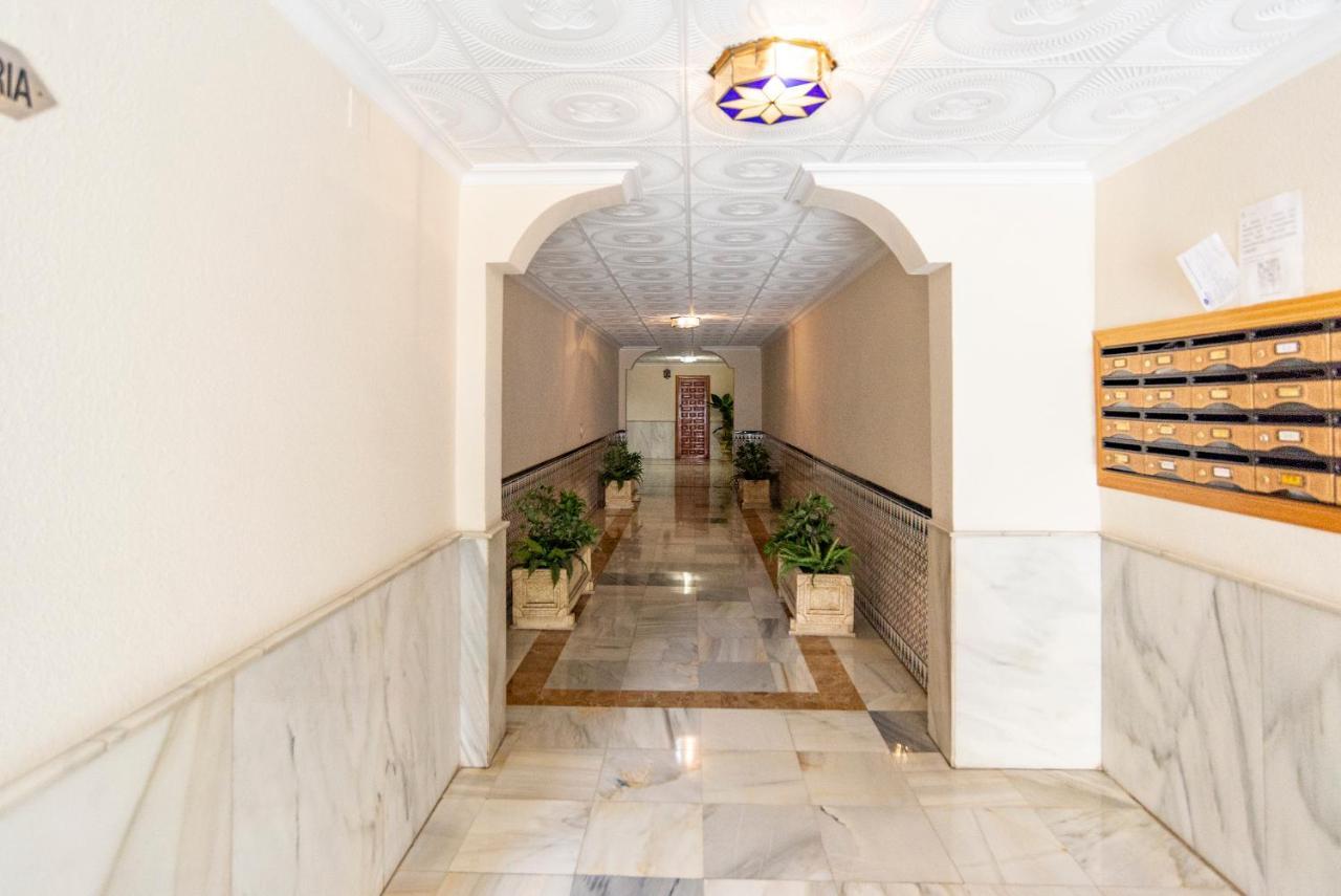 Lu&Cia Central Station 2 Parking Free Apartment Malaga Luaran gambar