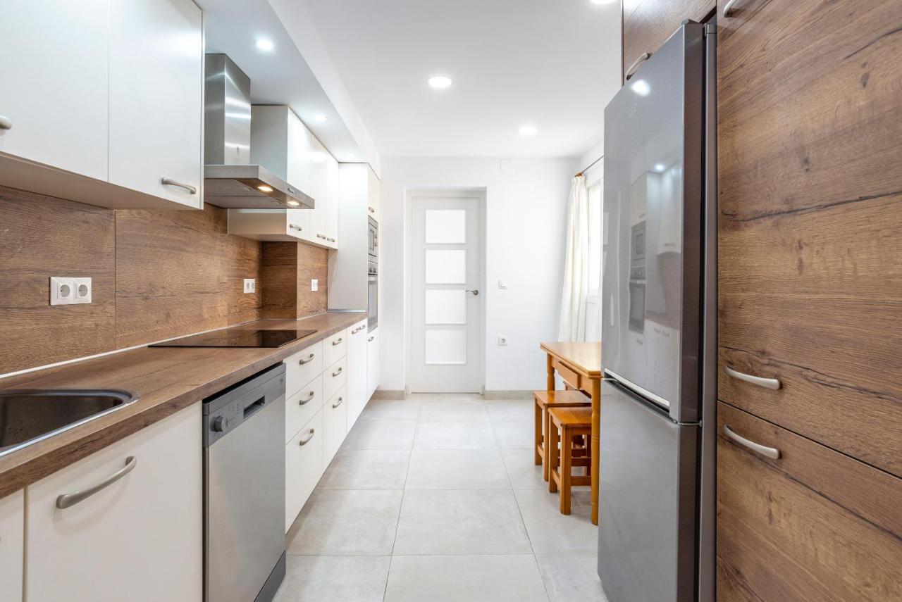 Lu&Cia Central Station 2 Parking Free Apartment Malaga Luaran gambar